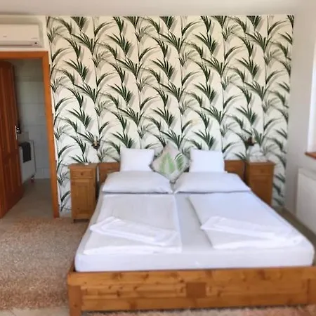 Sargahaz Guest house
