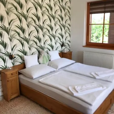 Konukevi Sargahaz Villány