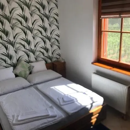 Sargahaz Konukevi 3*